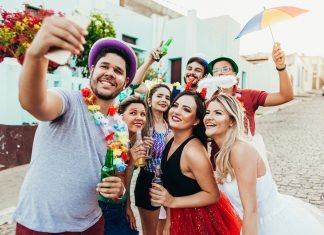 Carnaval 2020: dicas para não ter seu iPhone roubado na folia encontrar-iphone-perdido