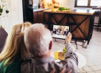 Inclusão digital: como conectar os avós às novas tecnologias inclusao-digital