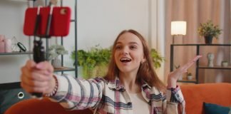 joven tomándose una foto